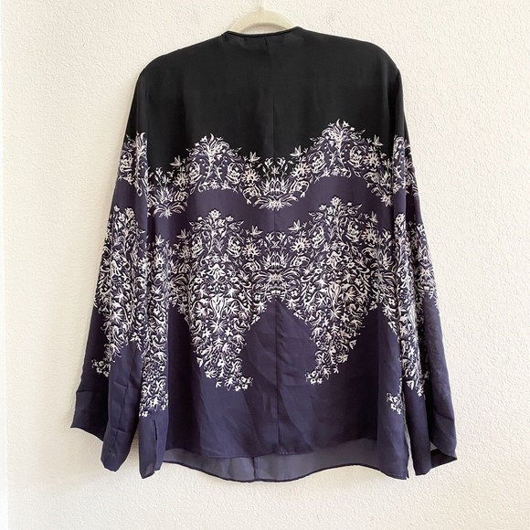 BCBGMaxazria Print Boho Top Black Navy Blue White Floral Paisley Roll Tab Size L - Picture 11 of 11